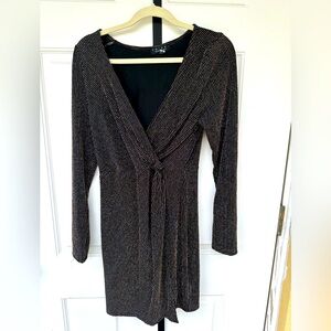 Trixxi sparkly long sleeve dress - size medium